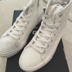 Torrid High Top Sneaker Size 8- brand new